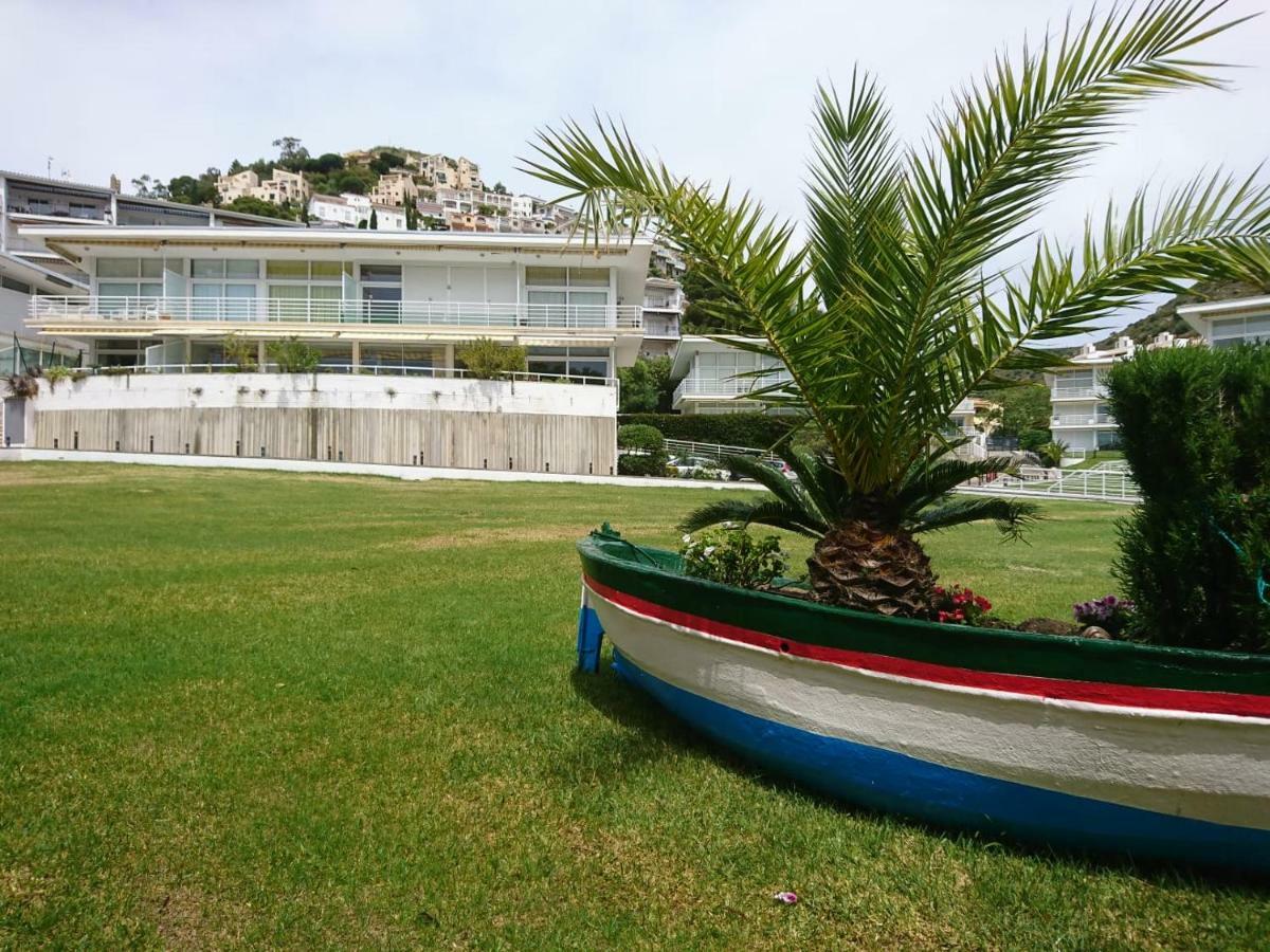 Apartamento Almadraba Roses Exterior photo